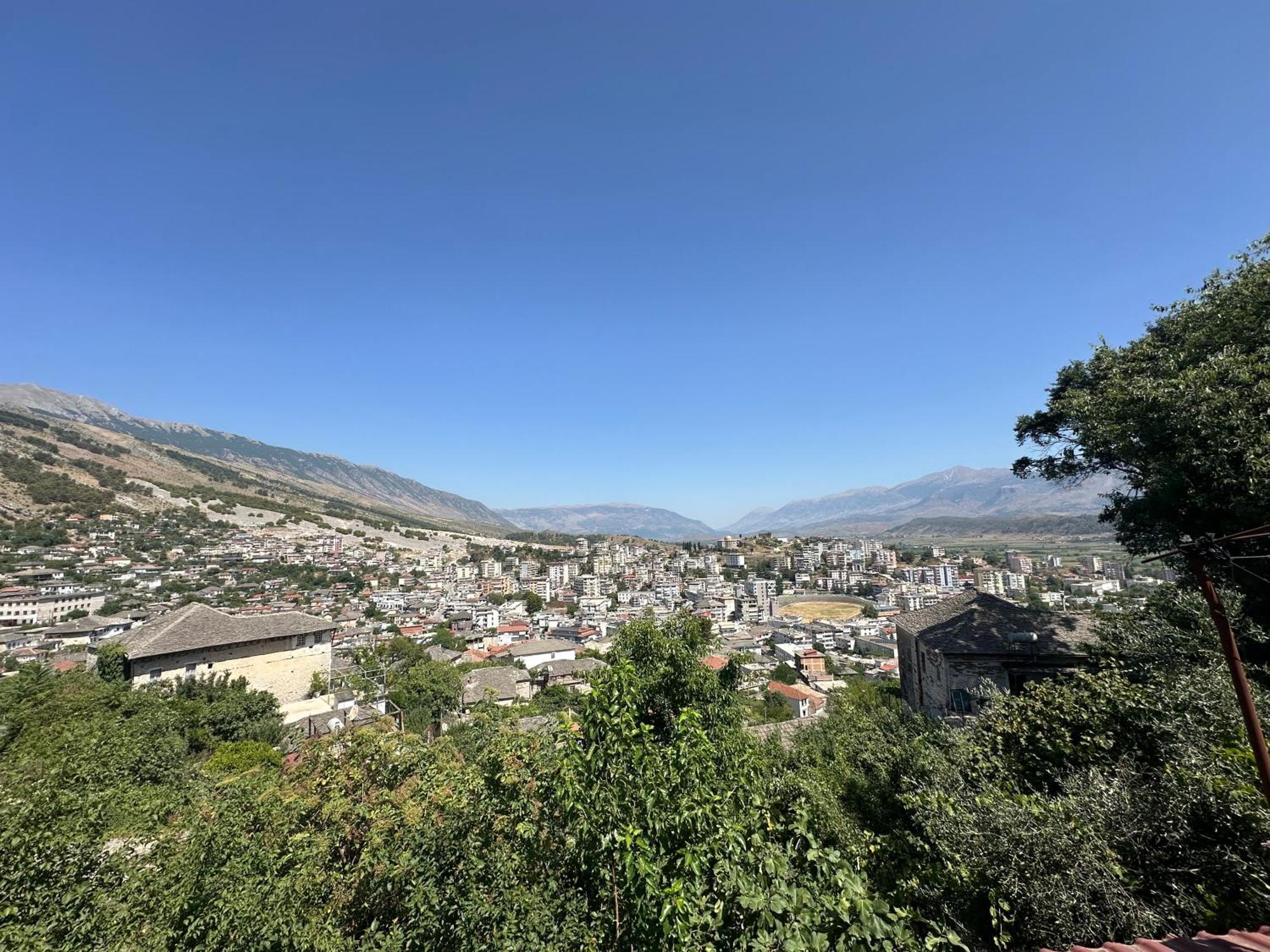 Grandpas House Otel Gjirokastër Dış mekan fotoğraf
