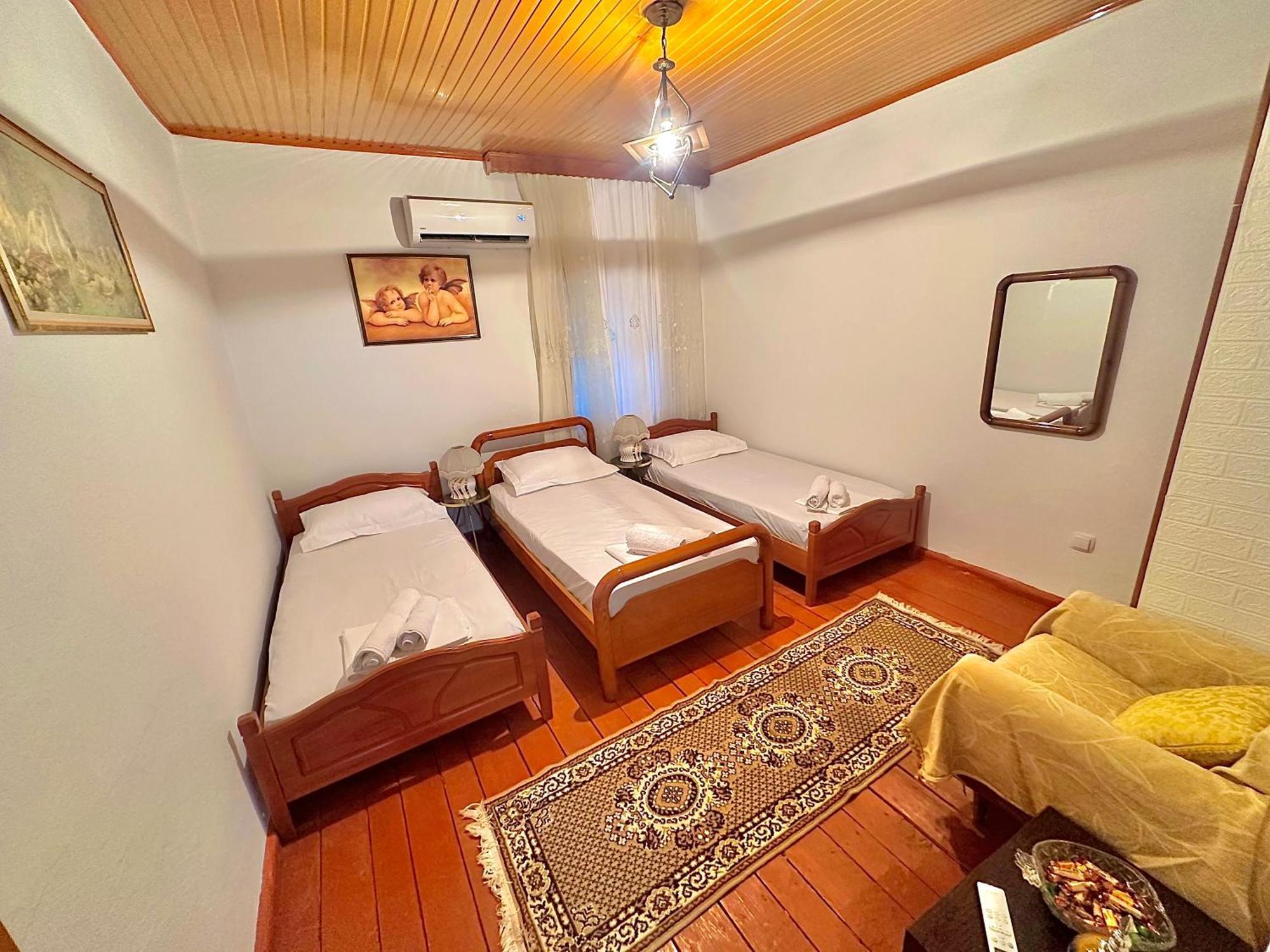 Grandpas House Otel Gjirokastër Dış mekan fotoğraf