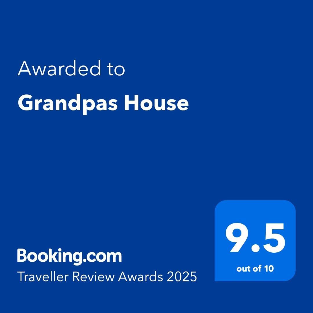 Grandpas House Otel Gjirokastër Dış mekan fotoğraf